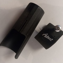Accent Bb Clarinet 1R Rovner Style Ligature with Cap